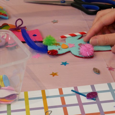 workshops colour in cut out puppet spoon puppets finger puppets jennapandolls jenna pan dolls camille pagniez poupée marionnette handmade dolls puppets ooak made in ireland cork cork city customizing art craft monster high barbie fabric mister super clear jennapan